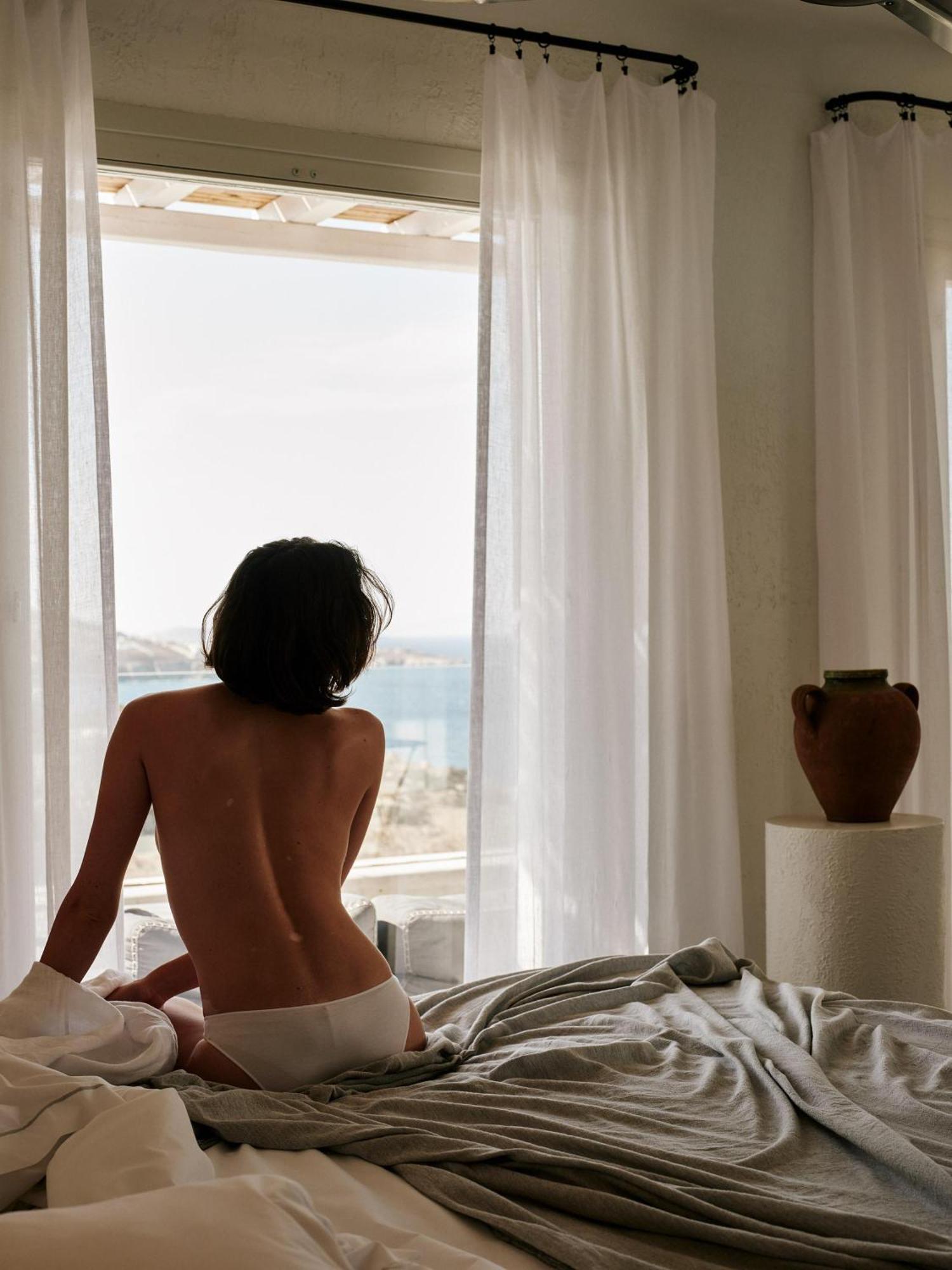 Bohemian Sunset & Sea View Suite Outdoor Hot Tub,1646909545:JPEG
